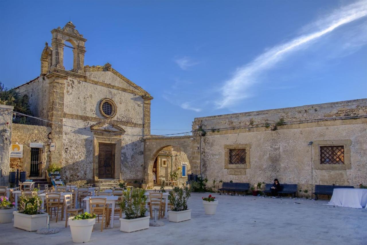 Terre Di Mare Near The Sandy Beach With Pool, Parking & Wifi Fontane Bianche Exterior photo