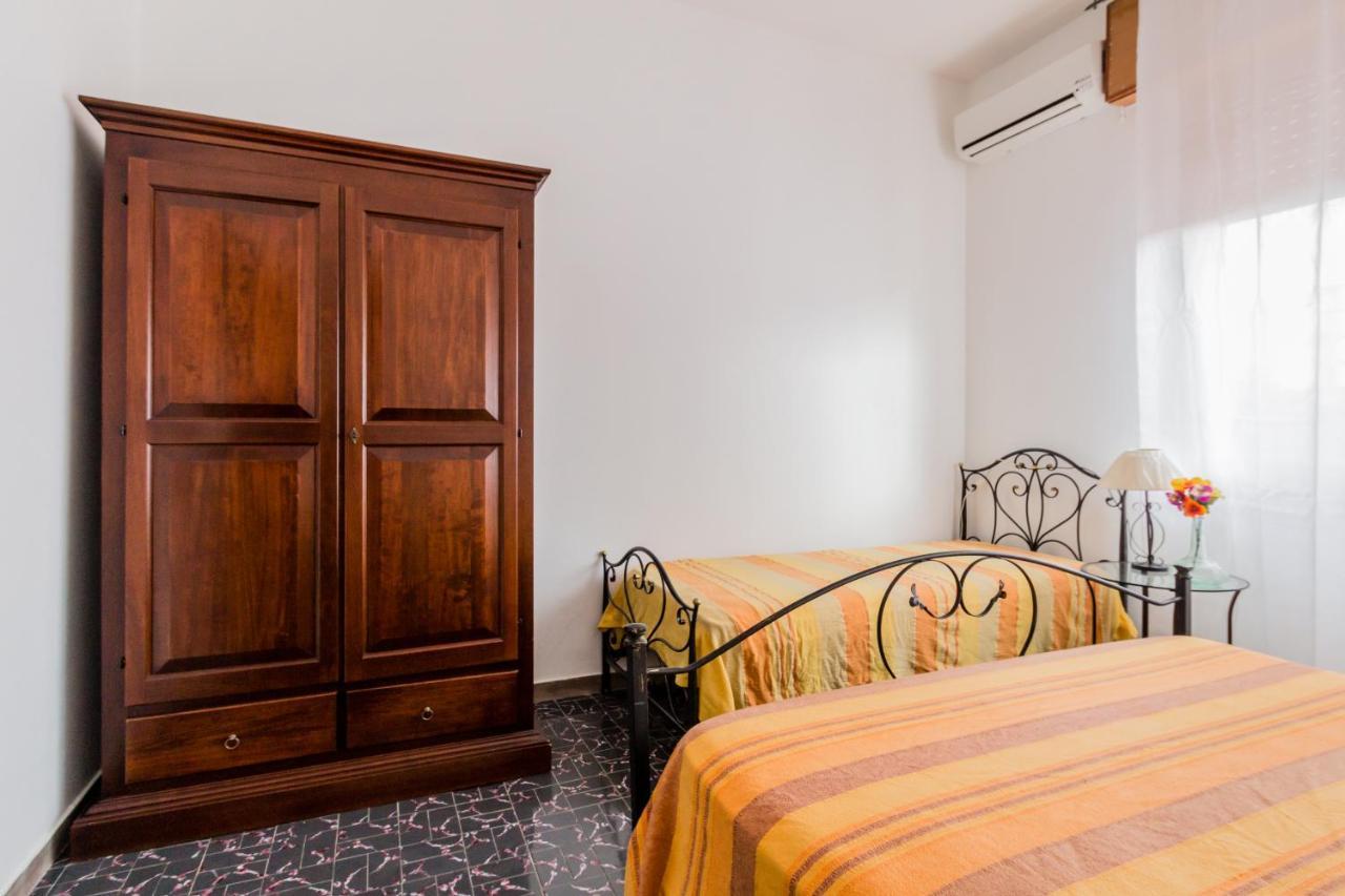Terre Di Mare Near The Sandy Beach With Pool, Parking & Wifi Fontane Bianche Exterior photo