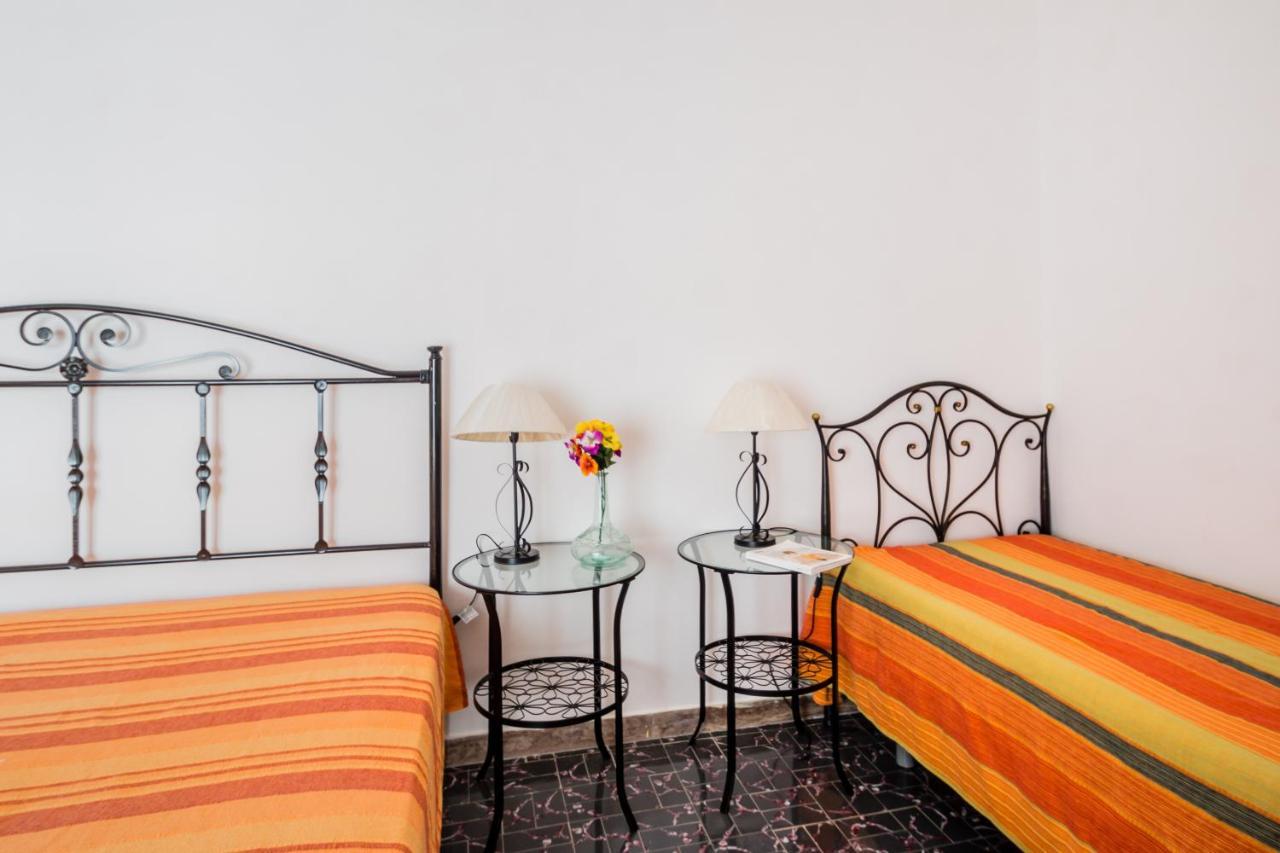Terre Di Mare Near The Sandy Beach With Pool, Parking & Wifi Fontane Bianche Exterior photo