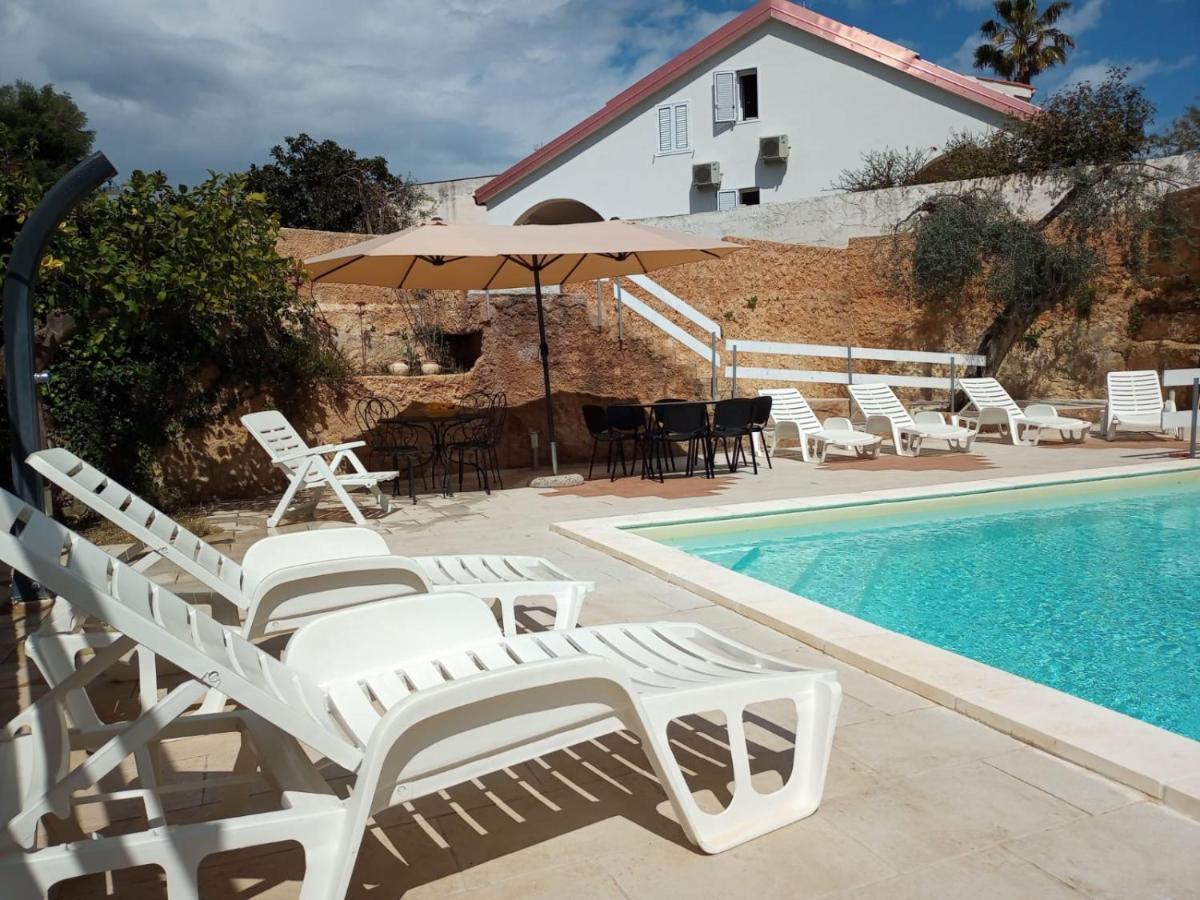Terre Di Mare Near The Sandy Beach With Pool, Parking & Wifi Fontane Bianche Exterior photo