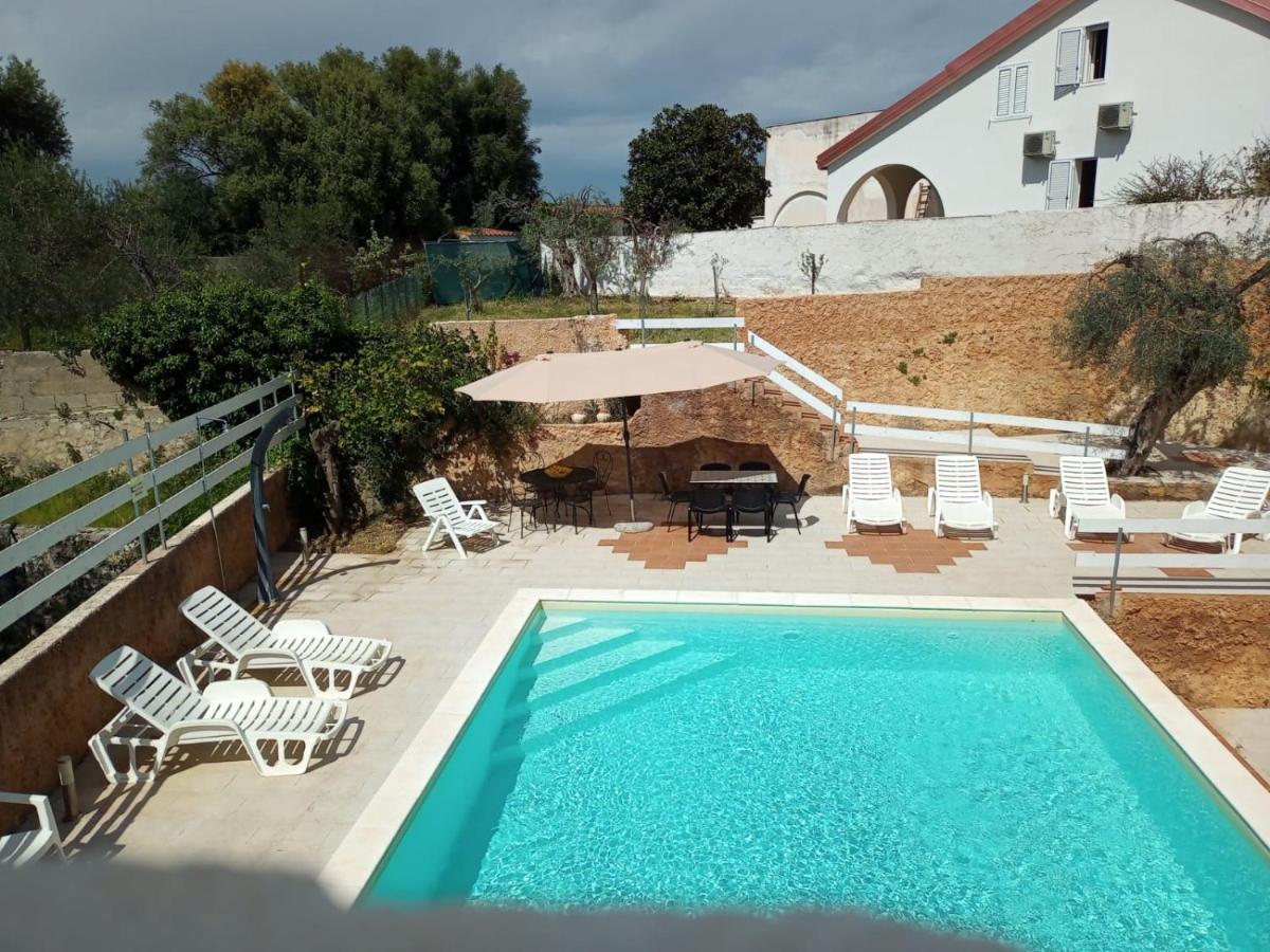 Terre Di Mare Near The Sandy Beach With Pool, Parking & Wifi Fontane Bianche Exterior photo